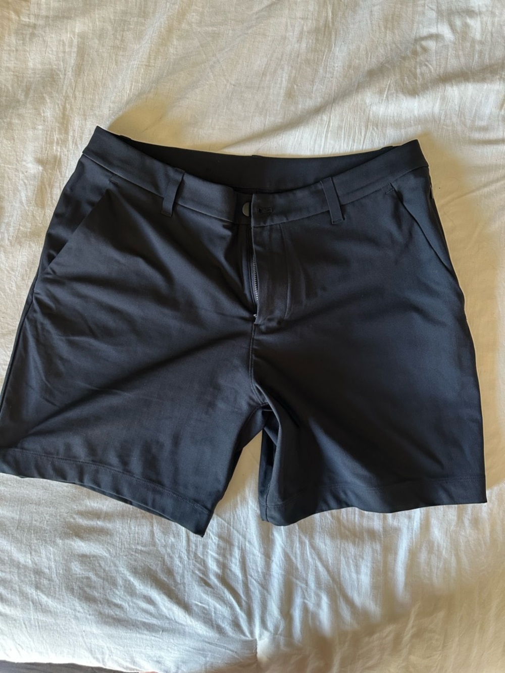 Lululemon Black Mens Golf Shorts 5 inch